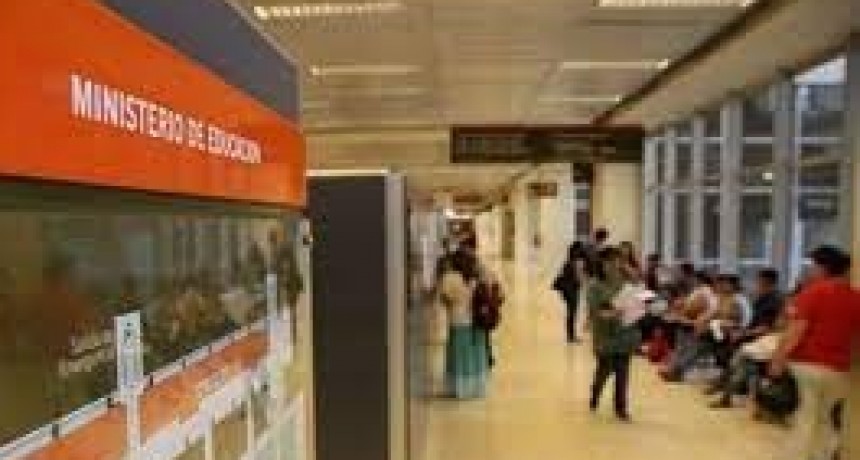 Nuevo horario de atención en enero del área Registro y certificación de títulos
