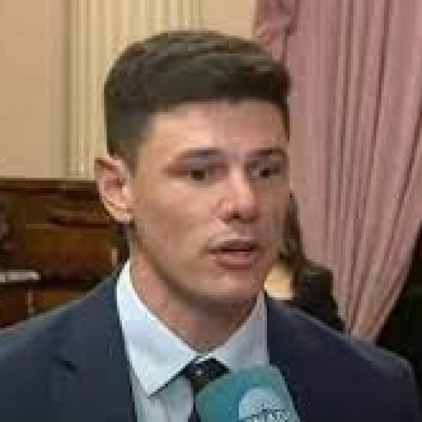 Milei criticó con dureza al senador sanjuanino Bruno Olivera, por la cantidad de asesores