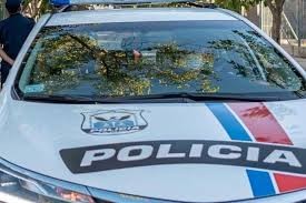 Motochorros Asaltan a un Vecino en Albardón Mientras Revisaba su Vehículo