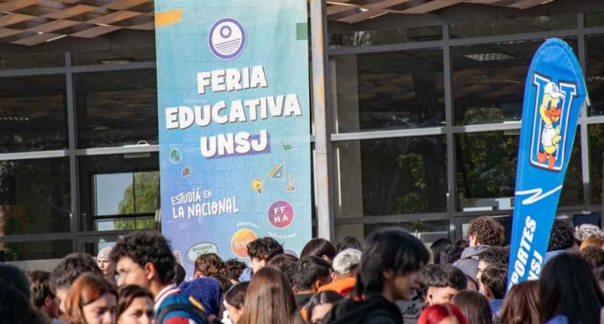 Más de 10,000 Estudiantes se Conectan con la UNSJ en la Feria Educativa 2025