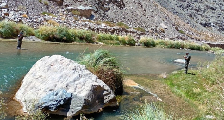 Comenz&oacute; la veda de pesca en sectores clave de r&iacute;os y diques de San Juan