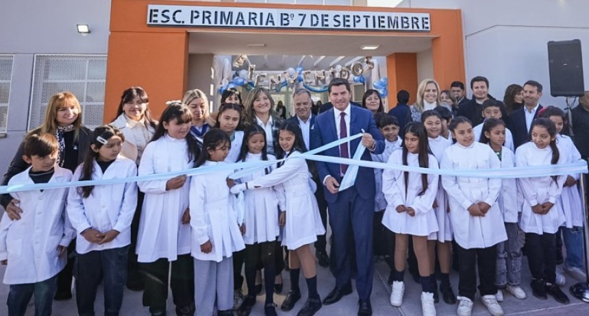 Orrego inaugur&oacute; en Chimbas una nueva escuela y una ENI para fortalecer la educaci&oacute;n p&uacute;blica