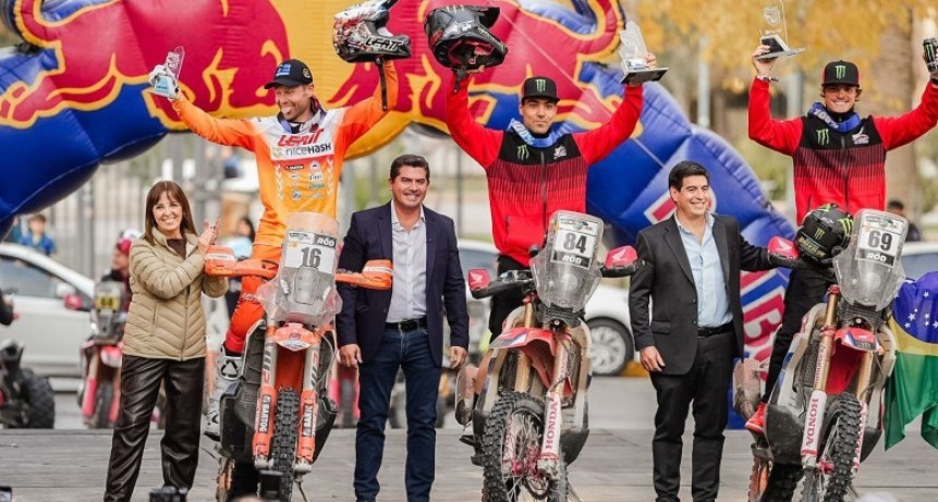 Con la presencia de Marcelo Orrego, San Juan coron&oacute; a los campeones del Desaf&iacute;o Ruta 40