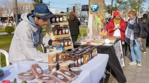 Motor Fest en Chimbas: autos clásicos y feria de emprendedores para homenajear a los papás