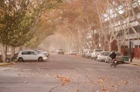 Alerta por viento fuerte y cambios de temperatura este lunes en San Juan