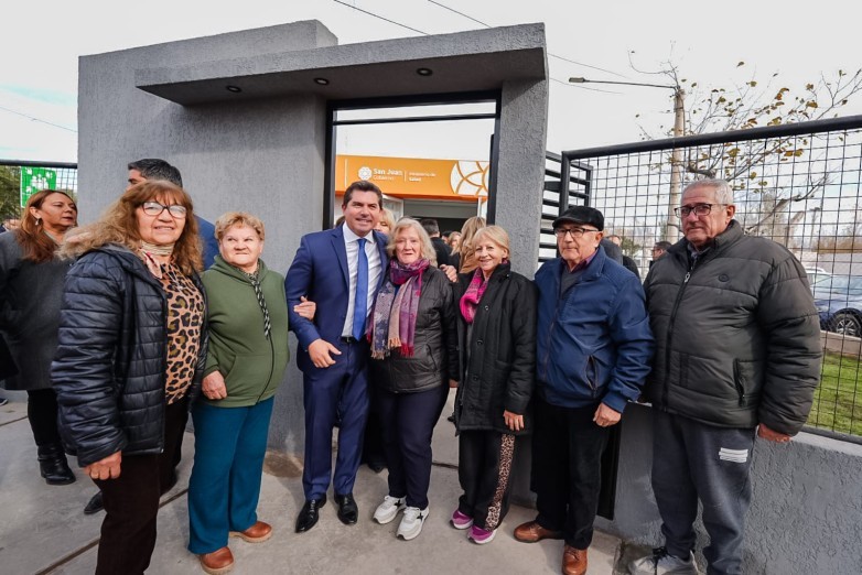 Orrego inaugur&oacute; la ampliaci&oacute;n y remodelaci&oacute;n del CAPS Ruiz Aguilar para fortalecer la atenci&oacute;n de salud en Chimbas