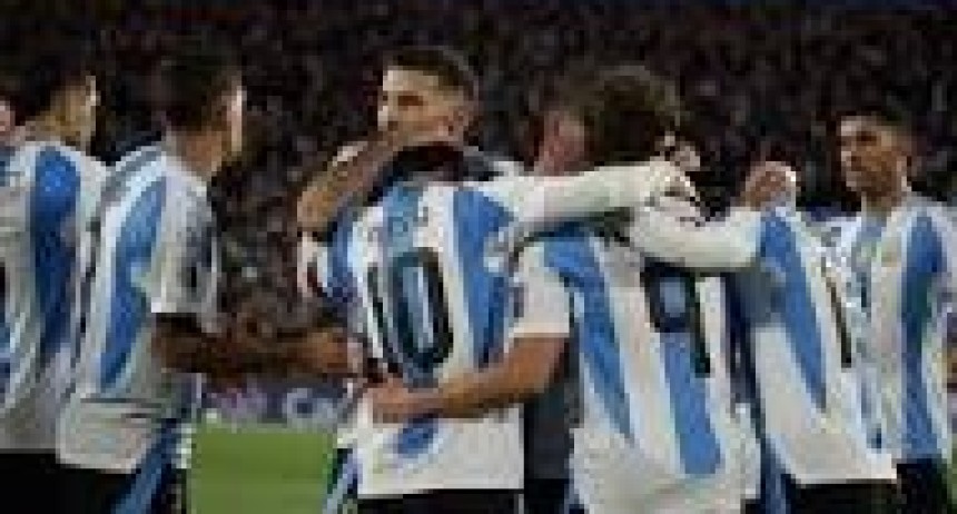 &Uacute;ltimo ensayo general: Argentina se mide ante Islandia con la mira en el debut y la gran duda de Lionel Messi