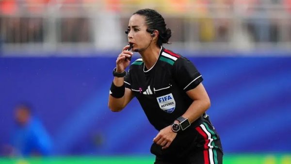 Katia Itzel Garc&iacute;a, la primera &aacute;rbitra de Am&eacute;rica Latina en dirigir en un partido del Mundial masculino