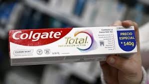 ¡Atención! Colgate Ofrece Recambio Gratuito de la Pasta Dental Prohibida por ANMAT