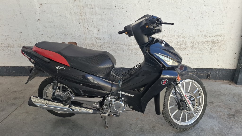 Sub Comisaria Buenaventura Luna - Recuperan motocicleta denunciada como robada