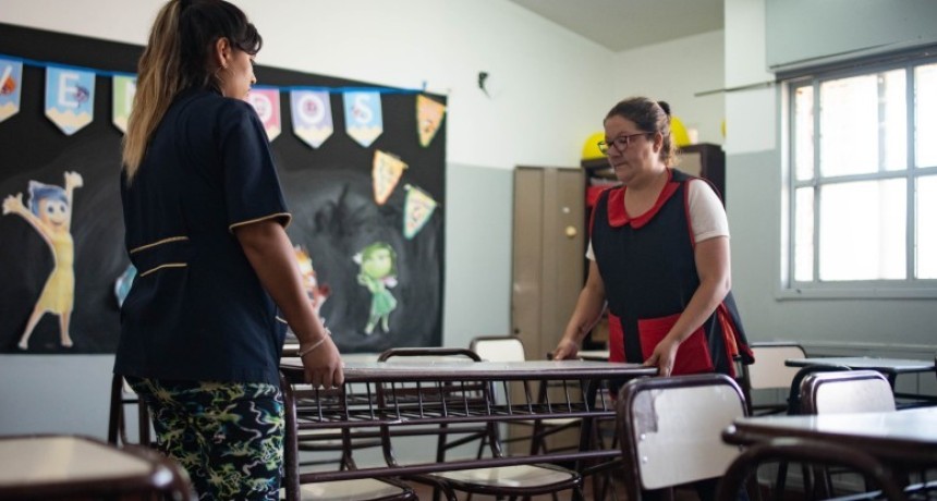 Se convoca al personal contratado de Educaci&oacute;n a presentar factura de julio