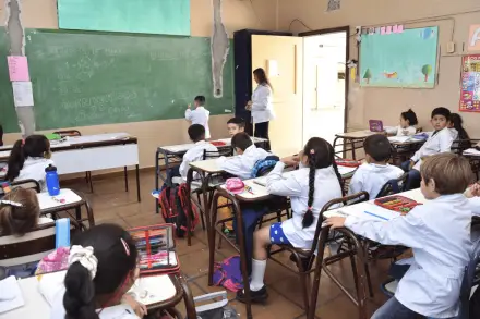 Jornada normal en las aulas tras el duelo provincial.