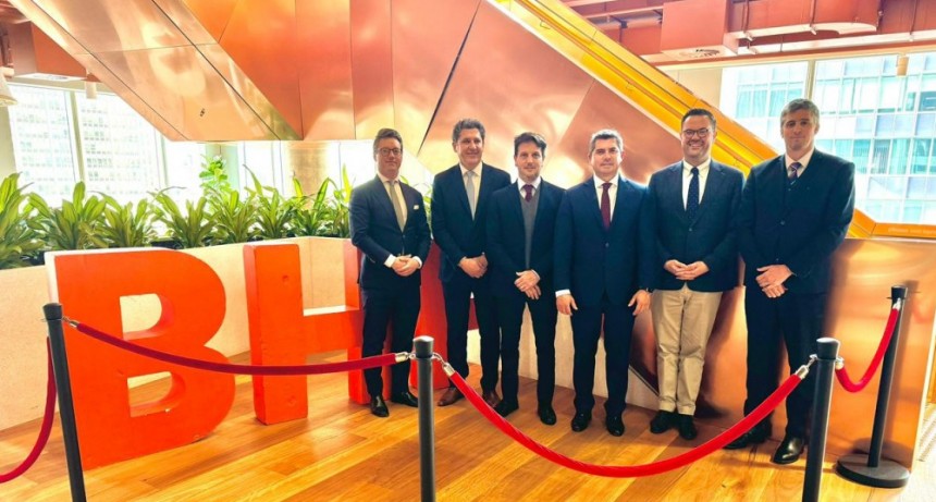 Orrego se reunió con autoridades de BHP y Vicuña en Adelaida