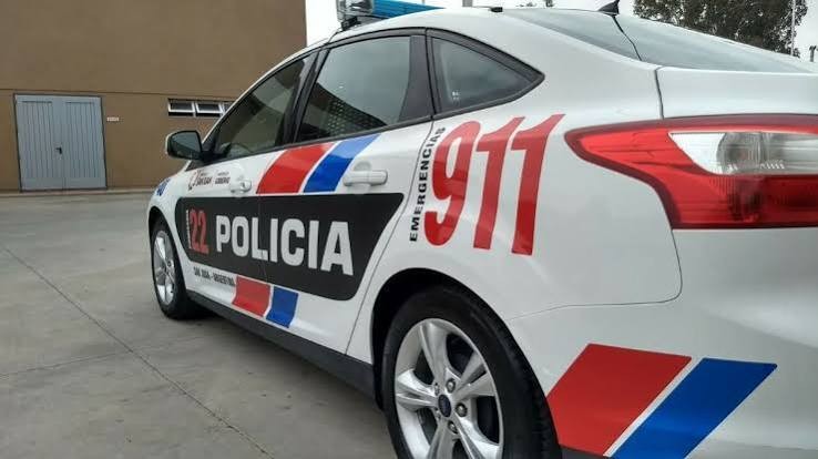 Quer&iacute;an llevarse m&aacute;s de $250.000 en mercader&iacute;a dentro de sus mochilas y los atraparon en un mayorista de Rawson