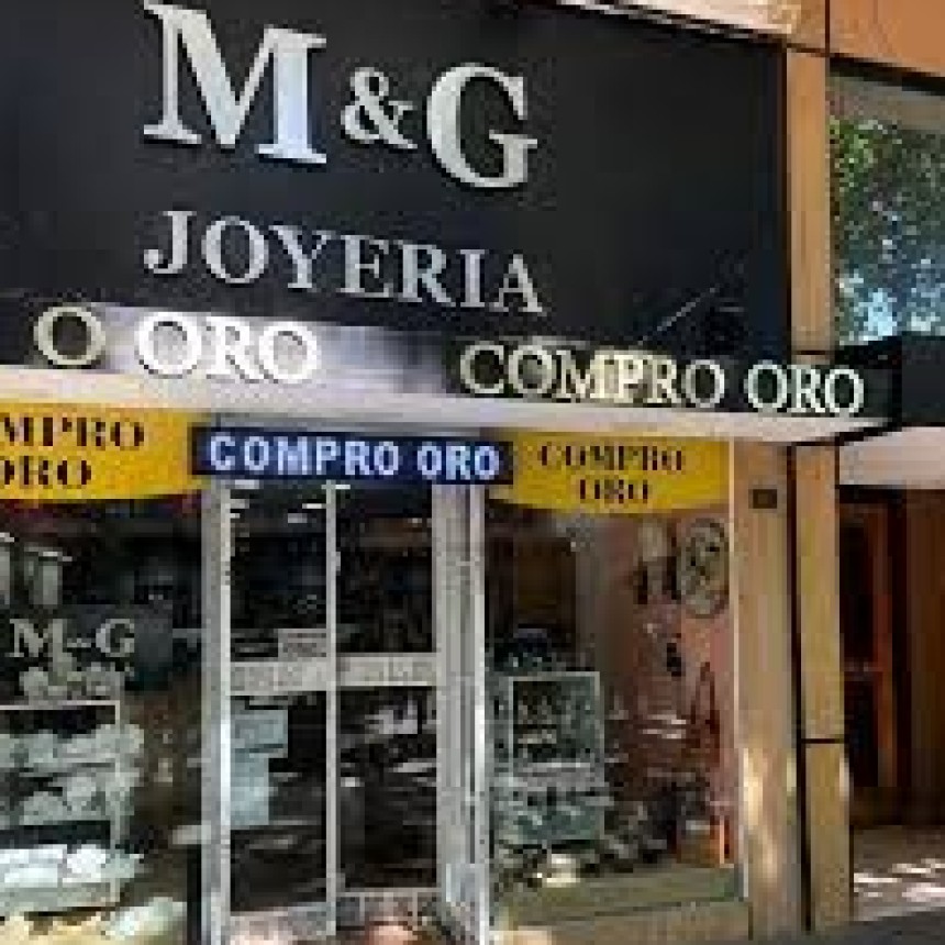 Millonario robo a una joyer&iacute;a en la peatonal Tucum&aacute;n: ladrones encapuchados se llevaron m&aacute;s de 750 relojes en 4 minutos