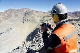 Capital capacitar&aacute; a j&oacute;venes para trabajar en miner&iacute;a y construcci&oacute;n: inscripciones, requisitos y cursos disponibles