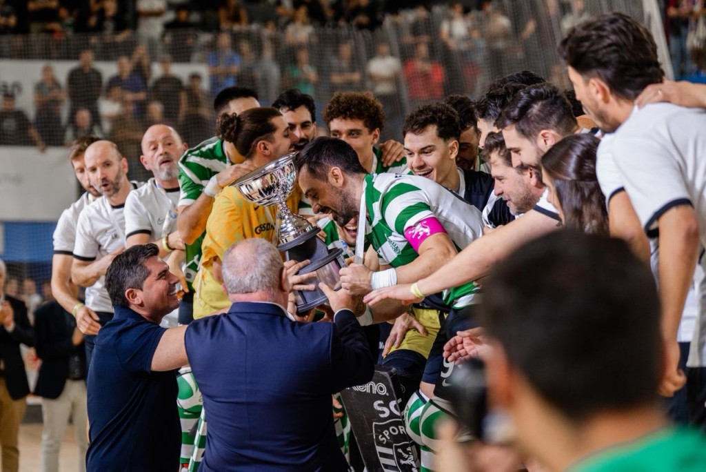 El gobernador Marcelo Orrego presenció la final del Mundial de Clubes Masculino de Hockey sobre Patines