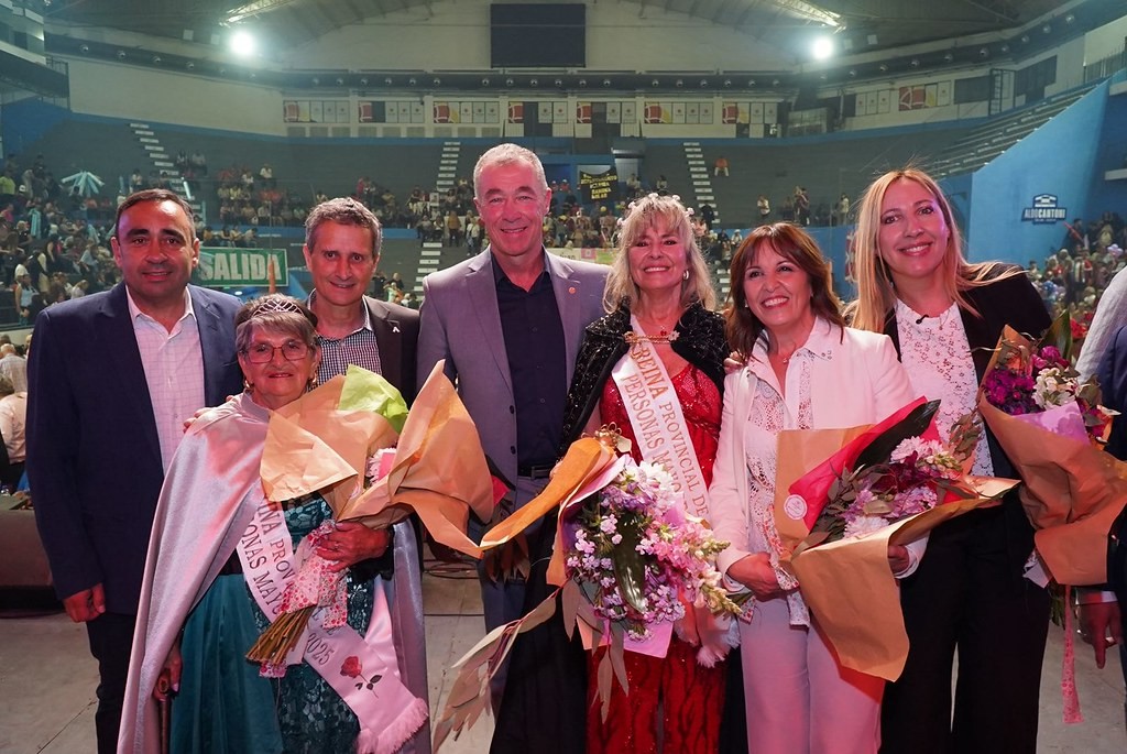 Silvia Maldonado de Capital fue elegida Reina de las Personas Mayores en San Juan