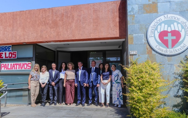 Orrego recorrió la Casa de la Bondad