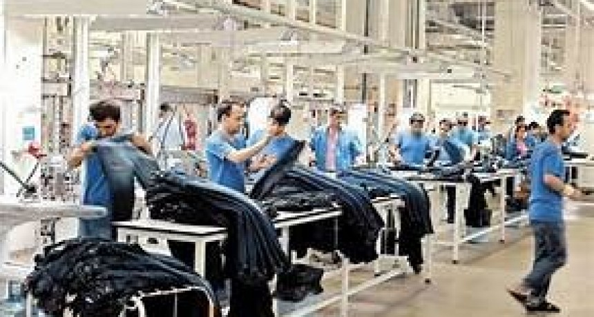Crisis textil en Argentina: cerraron 380 empresas y se perdieron más de 11.500 empleos en un año y medio