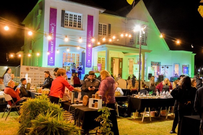 Feria Paseo Cantoni en San Juan: edici&oacute;n especial por el D&iacute;a de la Madre con m&aacute;s de 80 emprendedores