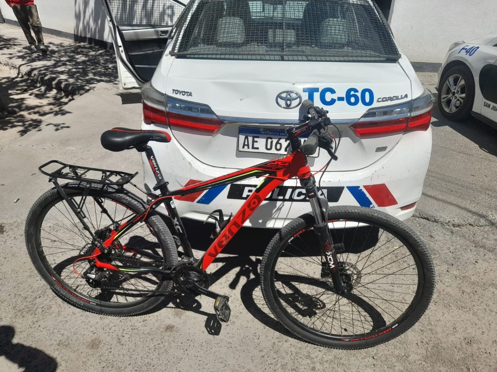 Rawson: entr&oacute; a una casa a robar una bicicleta y lo atraparon a las pocas cuadras