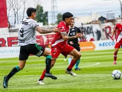 San Mart&iacute;n igual&oacute; ante Deportivo Maip&uacute; en Mendoza y cort&oacute; la racha negativa