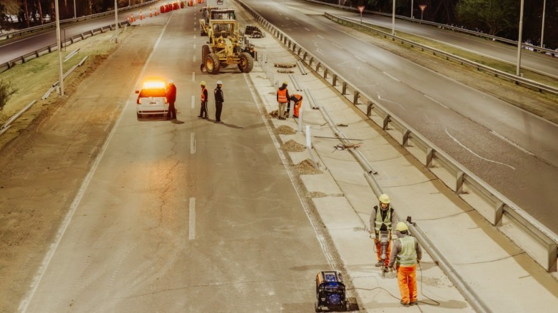 Avenida Circunvalaci&oacute;n: intensifican las obras de repavimentaci&oacute;n y trabajan las 24 horas en el anillo interno