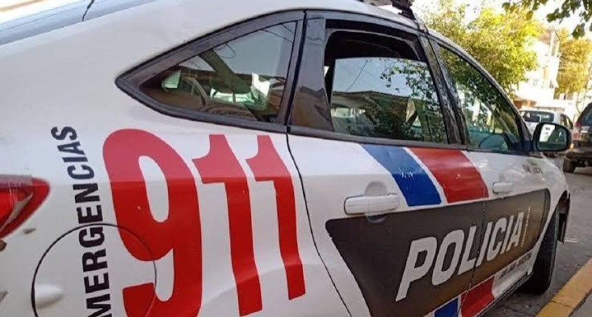 Momento de extrema tensi&oacute;n en Chimbas: un hombre en crisis de salud mental se atrincher&oacute; con un hierro y fue internado