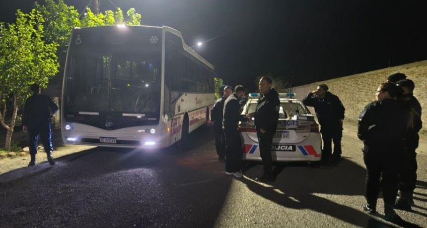  Rivadavia: detuvieron a un hombre que intent&oacute; atacar con un cuchillo a un chofer de la RedTulum