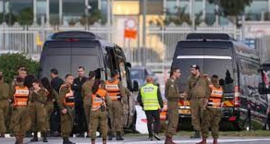 Hamás entregó a los 13 rehenes israelíes y otros 12 ciudadanos tailandeses 
